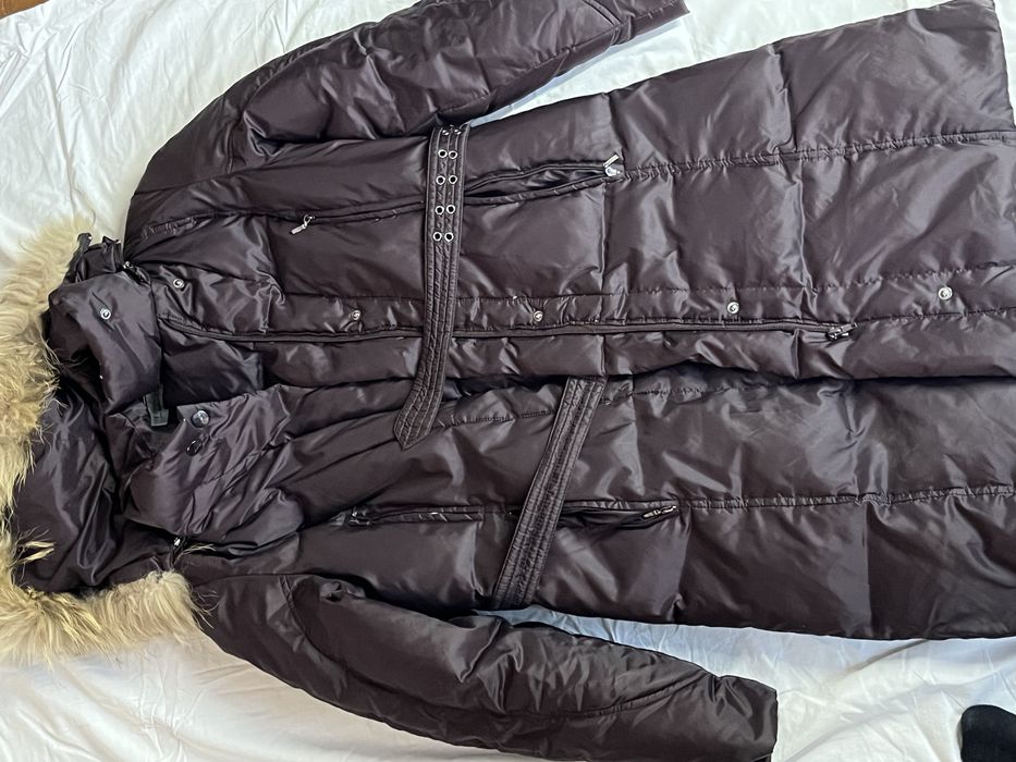 Пуховик жіночий