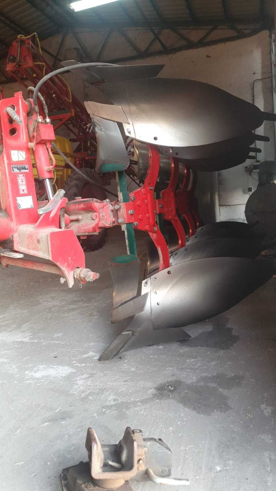Pług Vogel&Noot M1020 4 skiby