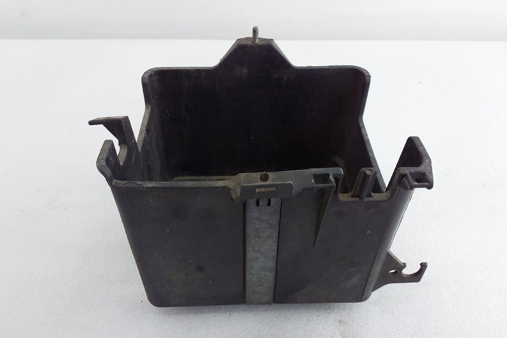 Base / caixa da bateria FORD Puma (EC_)