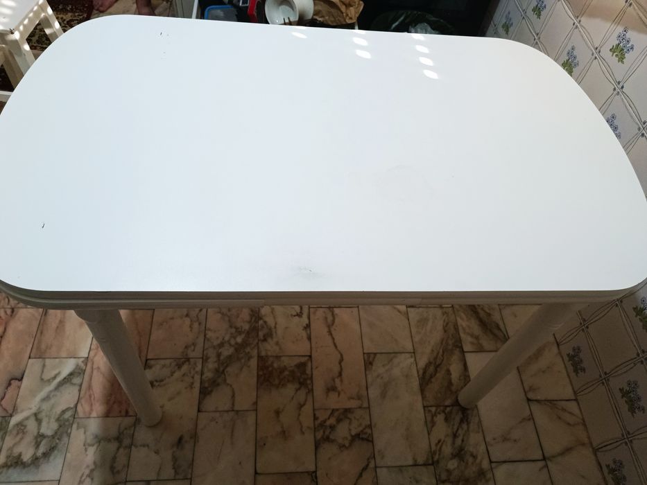 mesa de cozinha 101cm estencivel 161cm