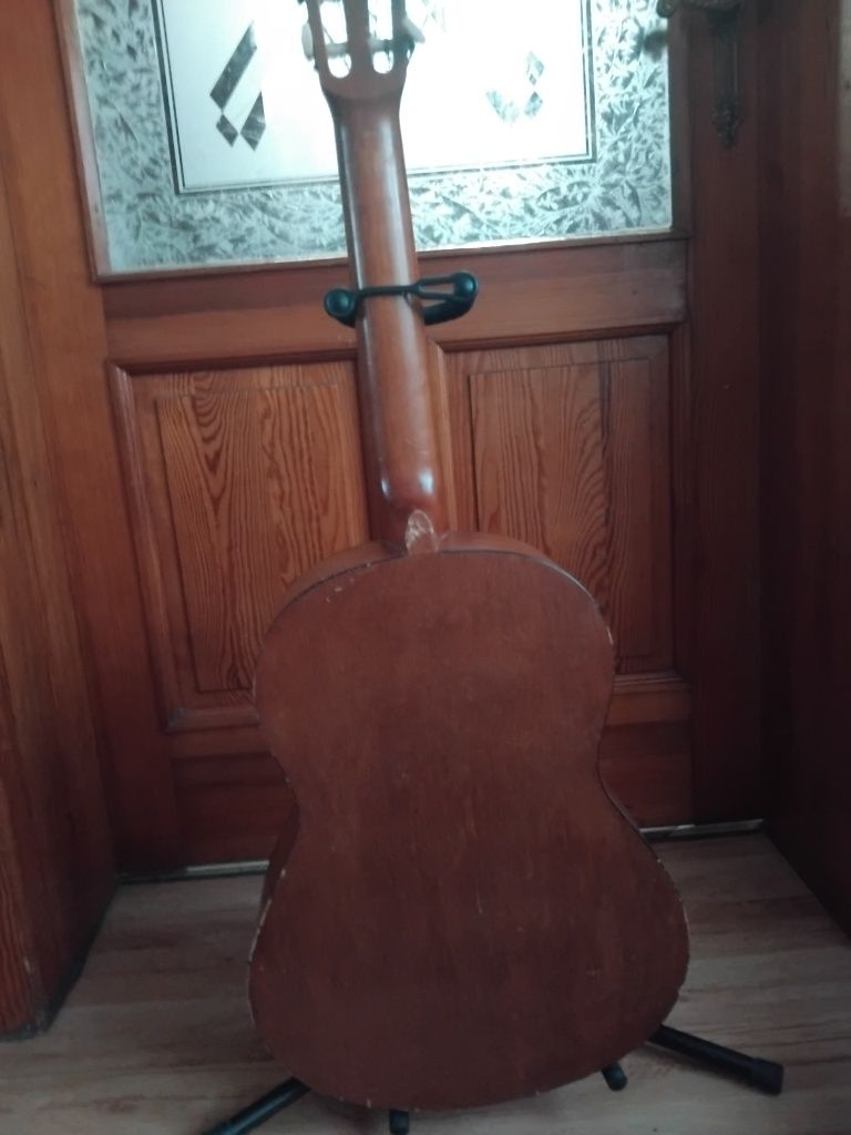 Gitara klasyczna Yamaha C30M + stojak