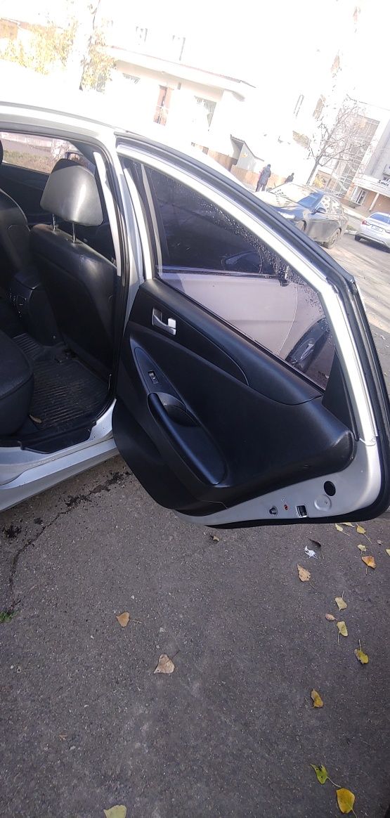 Hyundai Sonata YF 2.0 LPI 2014.