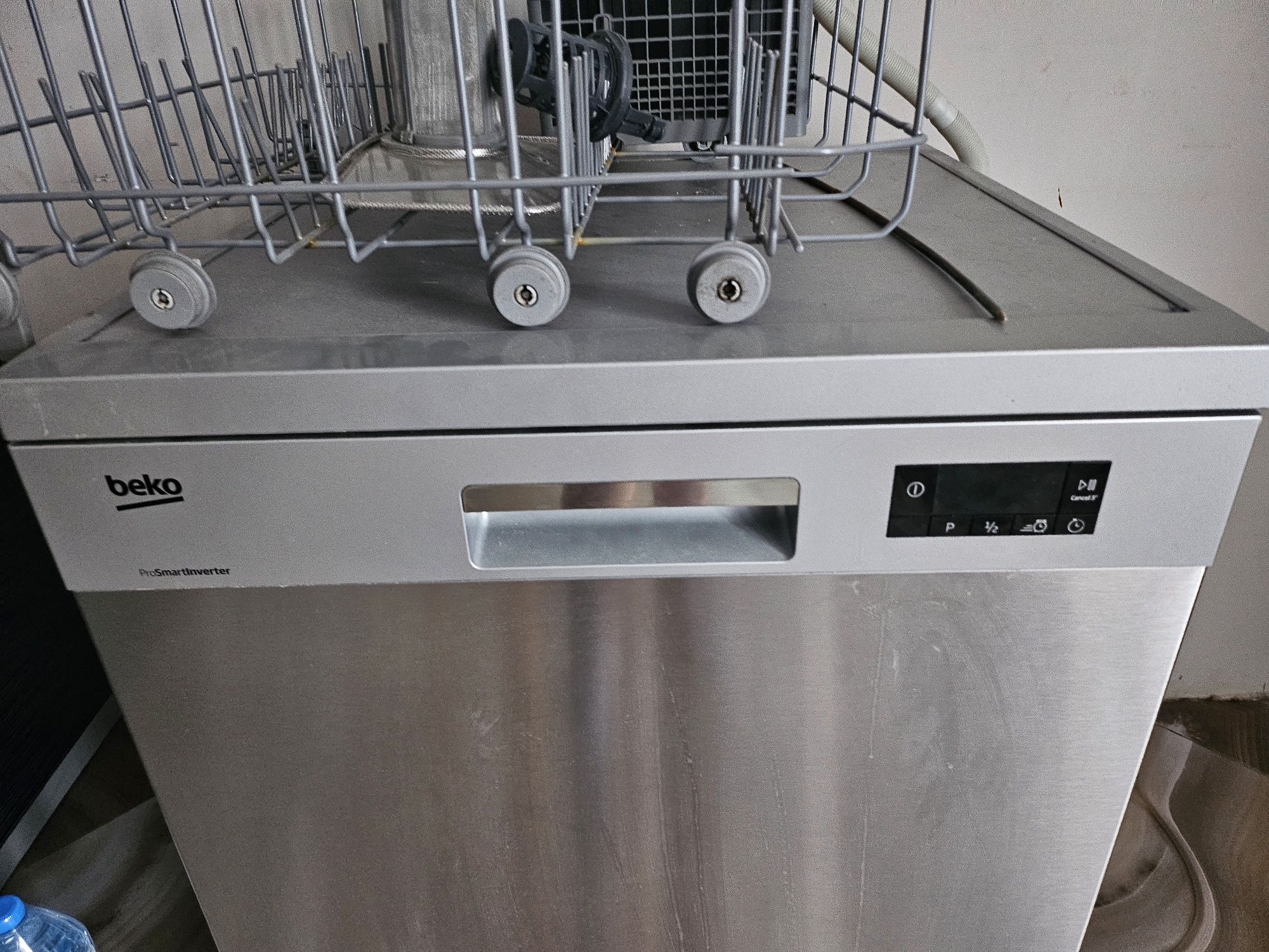 Zmywarka Beko uszkodzona