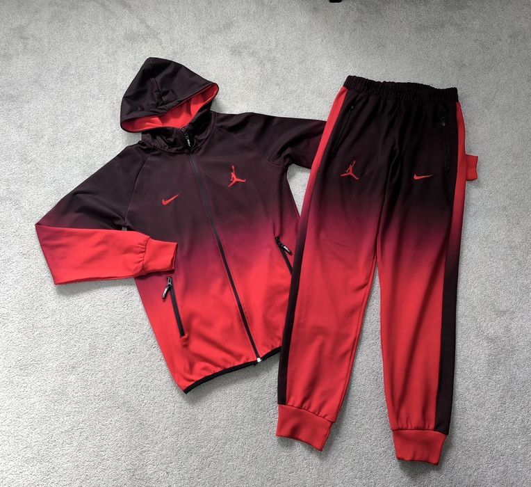 Dres Nike 164 cm