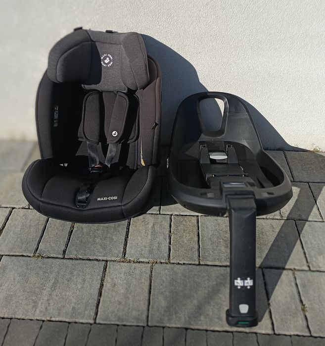 Maxi Cosi Emerald i-Size - PRZODEM I TYŁEM - 0-7 lat