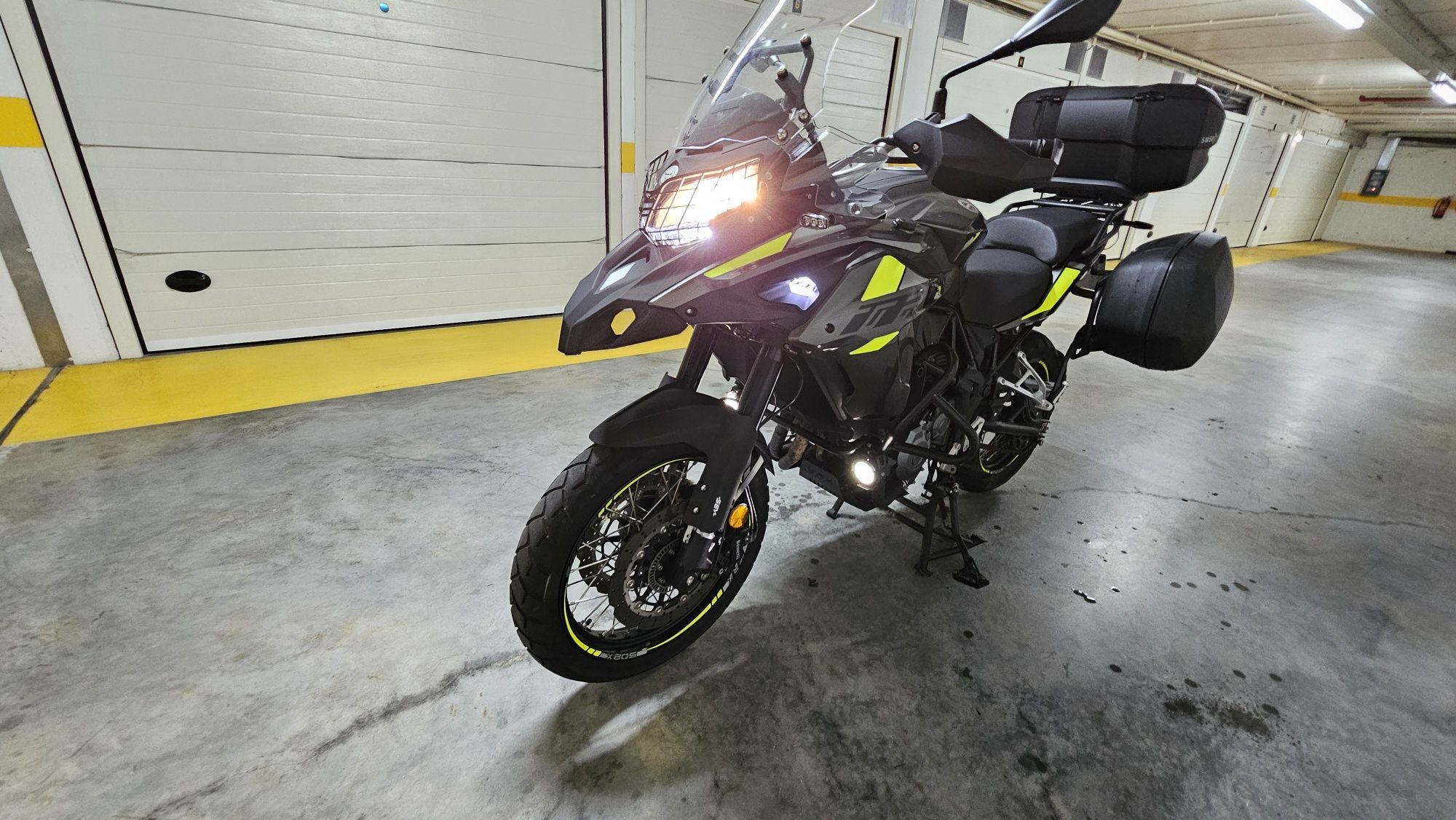Vendo Benelli TRK 502 X