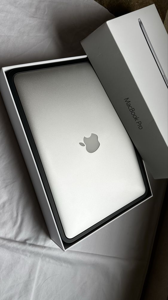 Macbook Pro 13” A1502