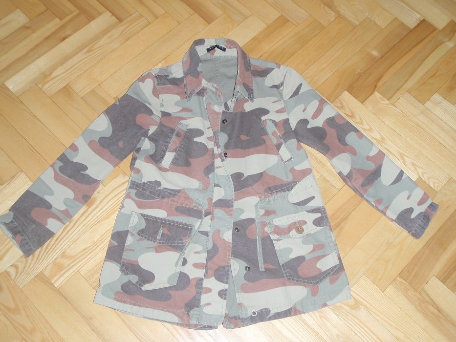 Kurtka moro Sisley 7/8 lat ( 130cm )
