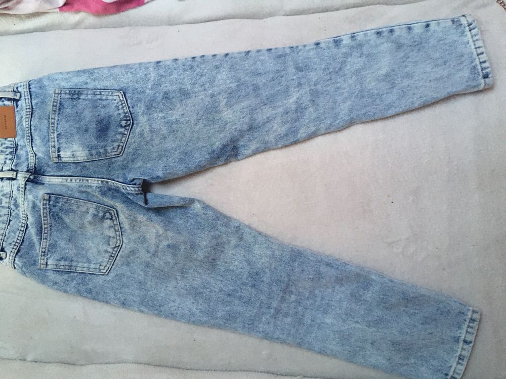 Spodnie jeansowe roz.146