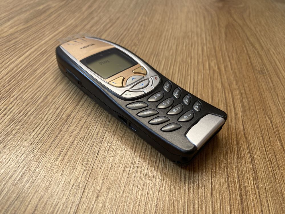Przepiekna zlota Nokia 6310i- folia na LCD i nowa bateria!