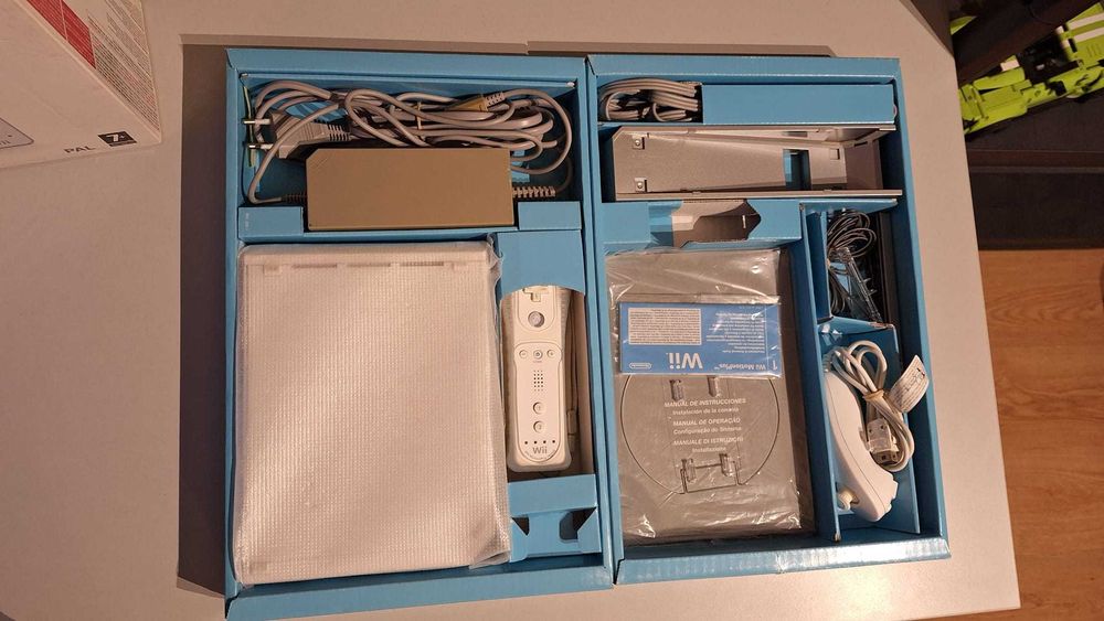 Nintendo Wii completo com caixa