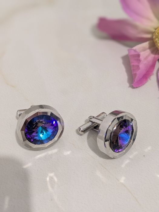 Винтажные запонки из белого металла с искусственным александритом