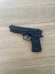 Pistola airsoft como nova