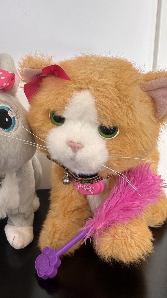 Vendo peluches furreal lucy daisy