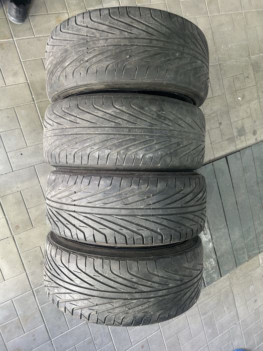 Продам резину triangle tr968 245/35r20