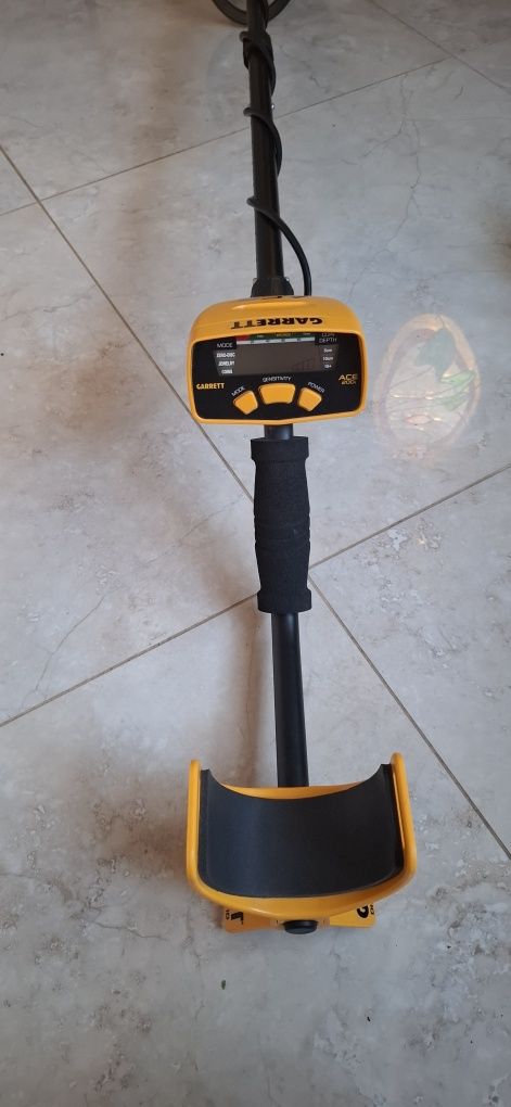 Wykrywacz metali Garrett Ace 200i jak nowy
