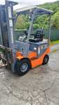 Wózek widłowy elektryczny 1.5t. Wolny skok,Przesuw boczny 2011rok
