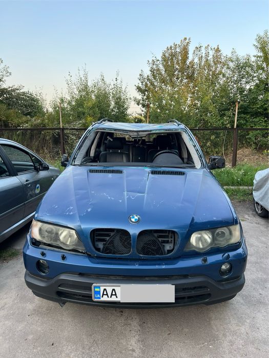 Продам BMW X5 E53