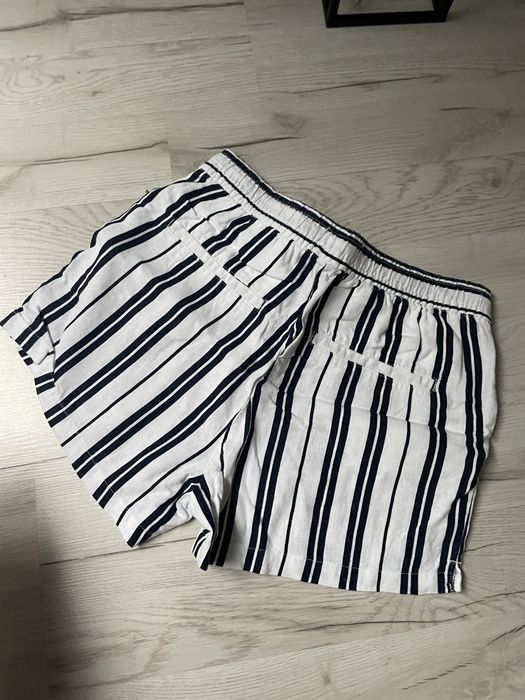 Spodenki damskie w paseczki 38