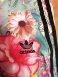 Leginsy spodnie sportowe adidas S kolorowe