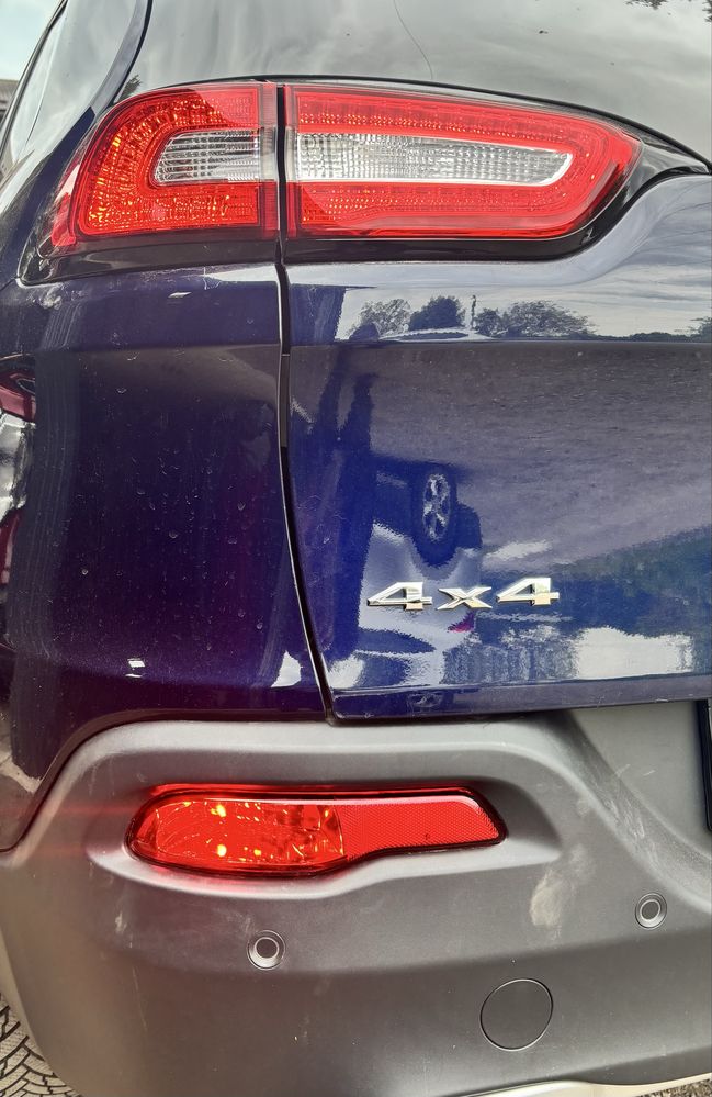 Jeep cherokee kl radio polski parzyste fale mgla kierunki kluczyki