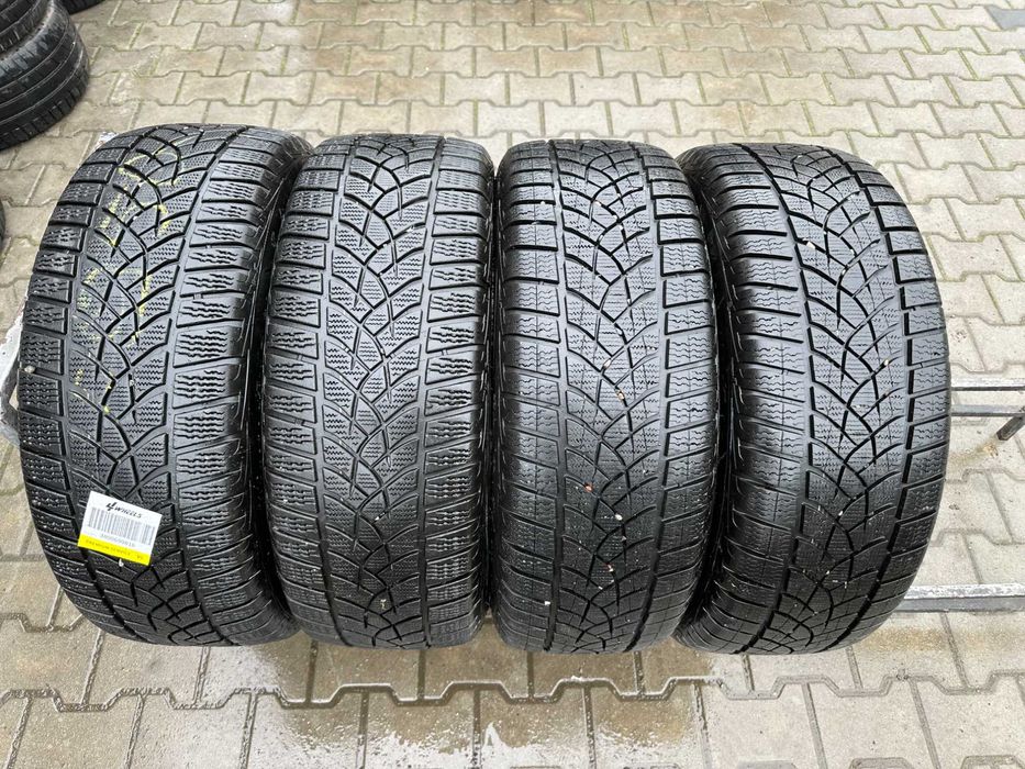 235/55r18 Goodyear Ultra Grip Performance