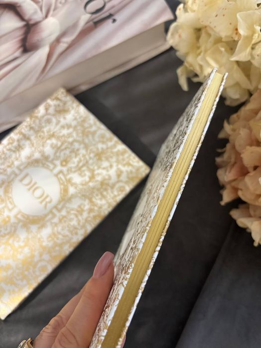 Блокнот в стилі Dior на подарунок для нотатків
