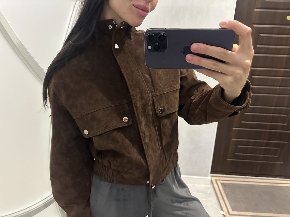 Замшевая куртка бомбер zara натуральный замш везде sold out