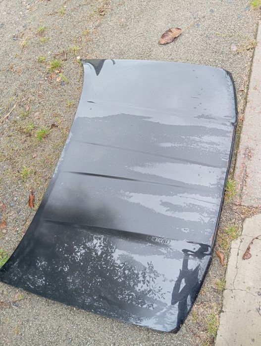 Продам капот черного цвета Шкода Октавия тур