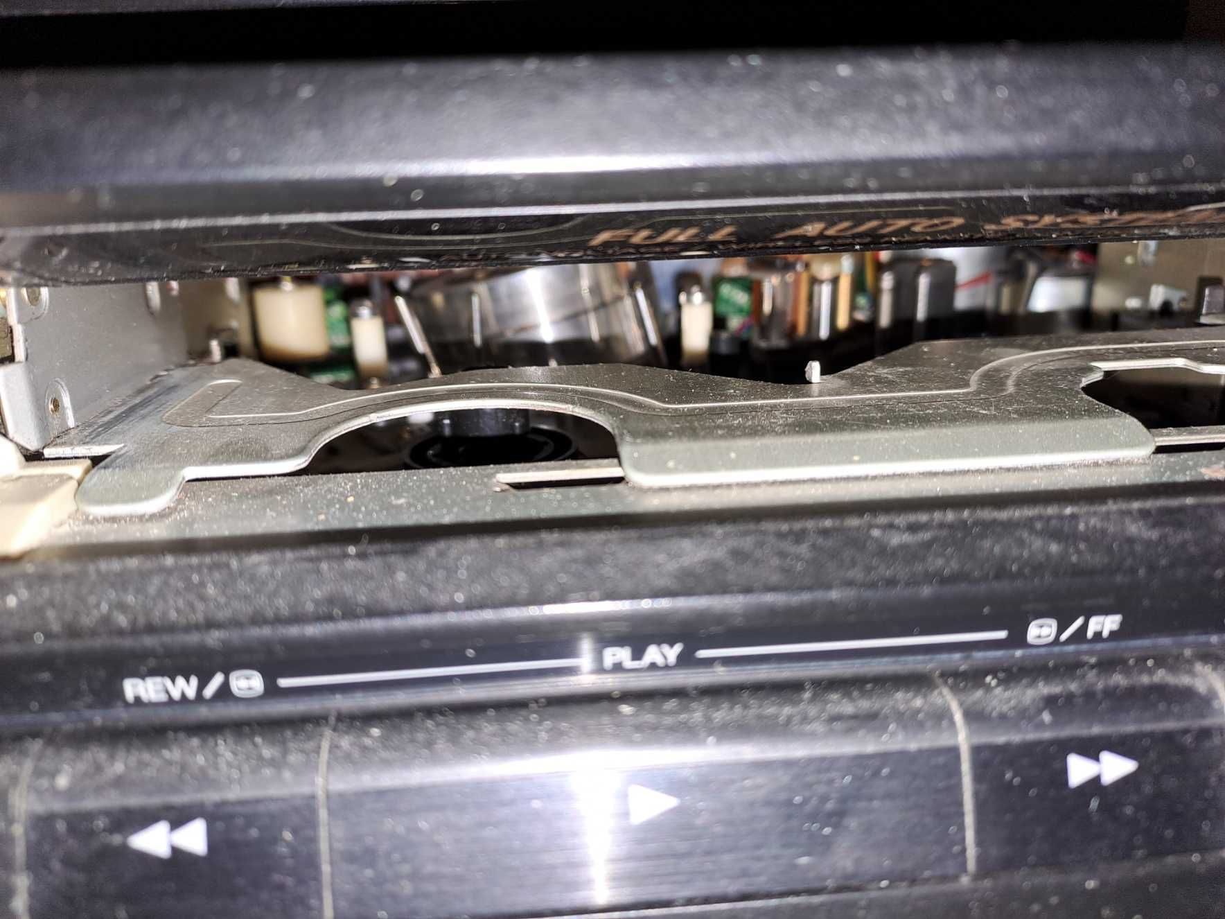 Odtwarzacz video VHS AIWA E101DK