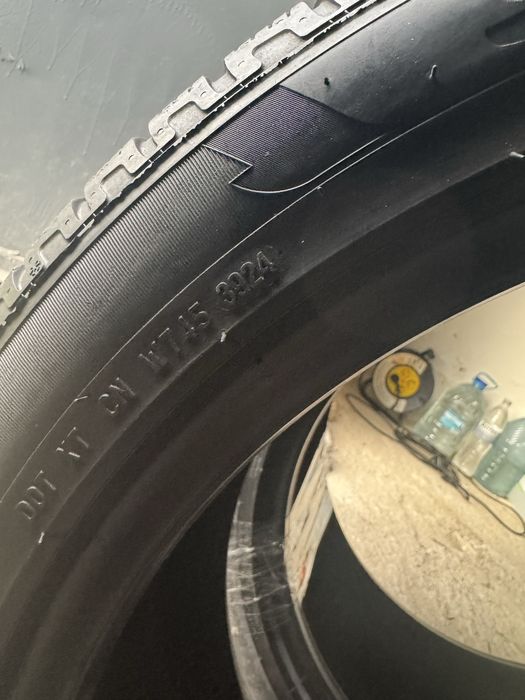 Шини 275/40 R21 Pirelli Scorpion Winter