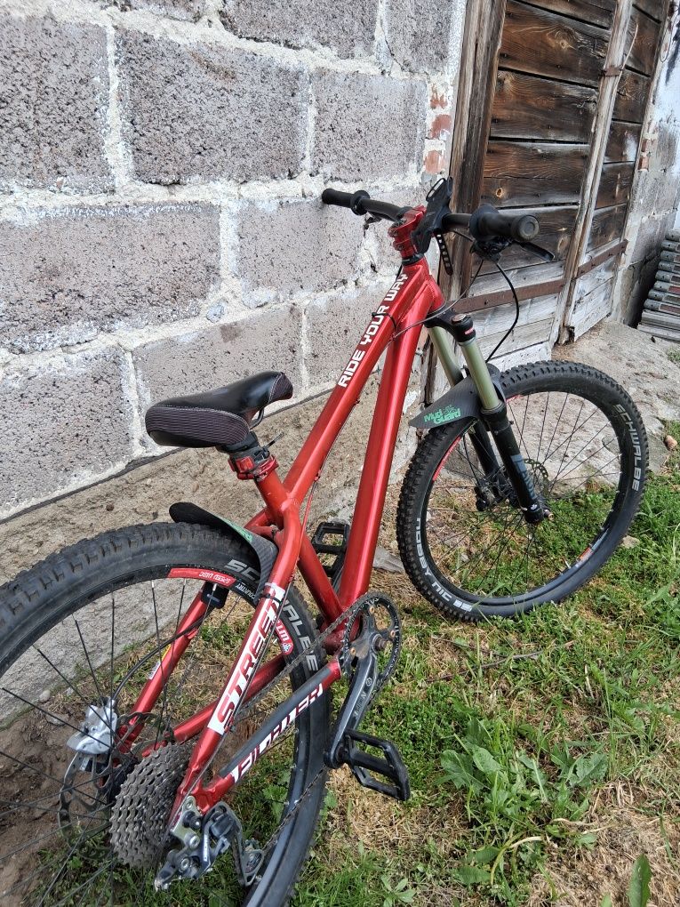 Dartmoor Street fighter red devil