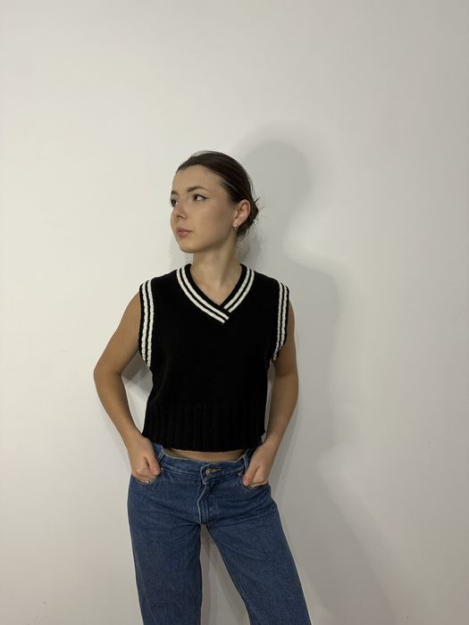 Вʼязана жилетка H&M