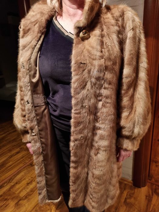 Futro naturalne stan perfekcyjny.