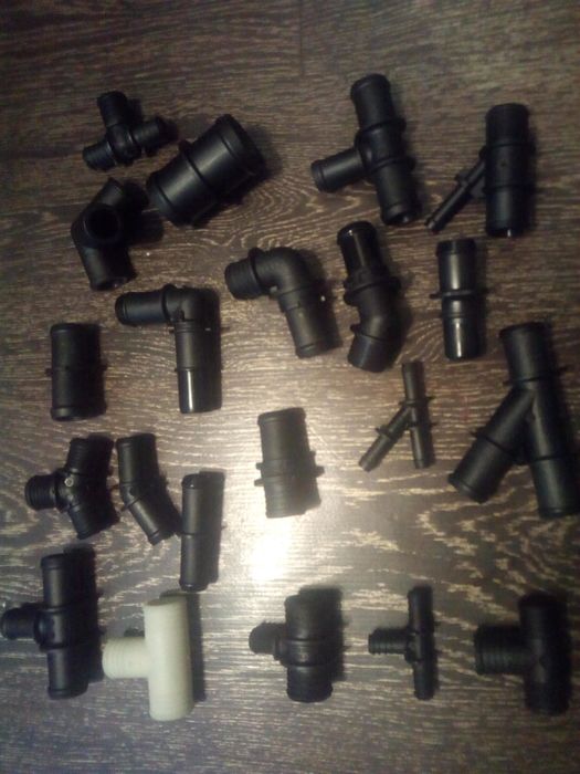 Тройнік, патрубок шланг перехідник кліпса з'єднання