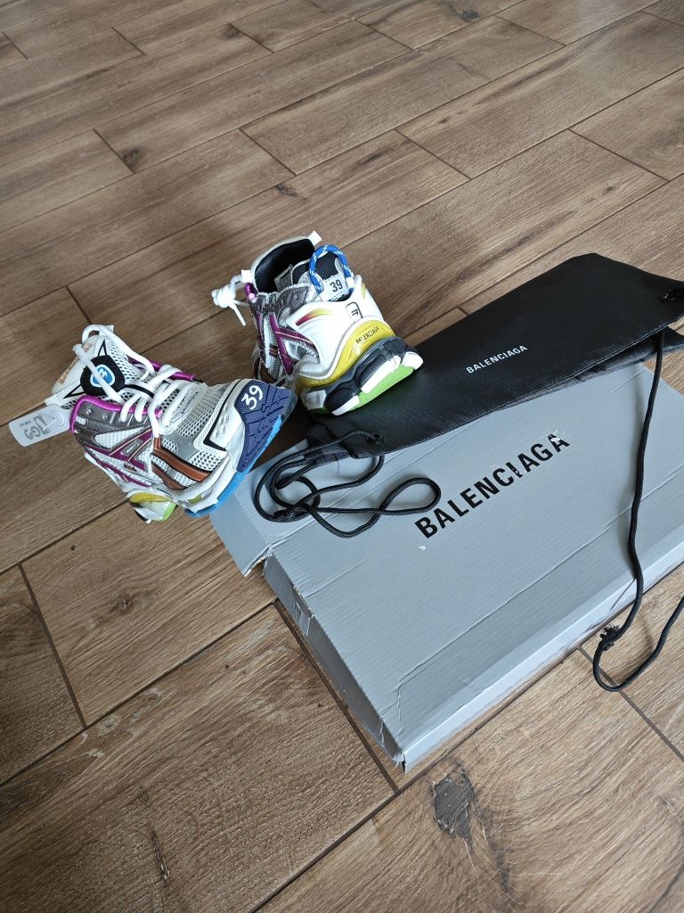 Balenciaga Runner buty damskie sportowe 39