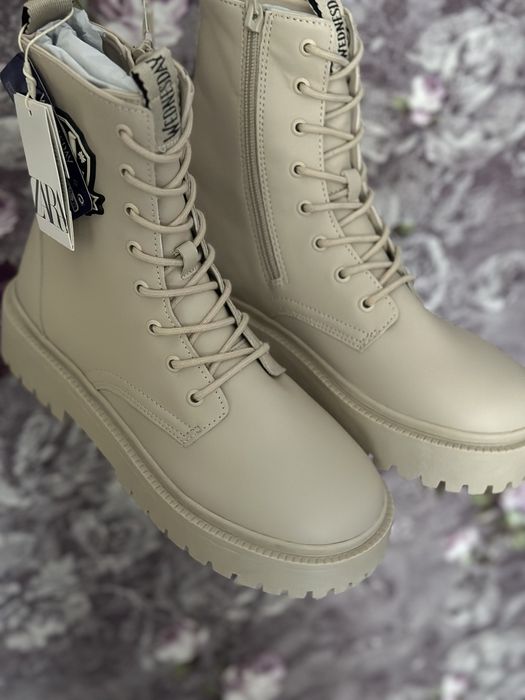черевики боти Zara 38 розмір  24,3 см