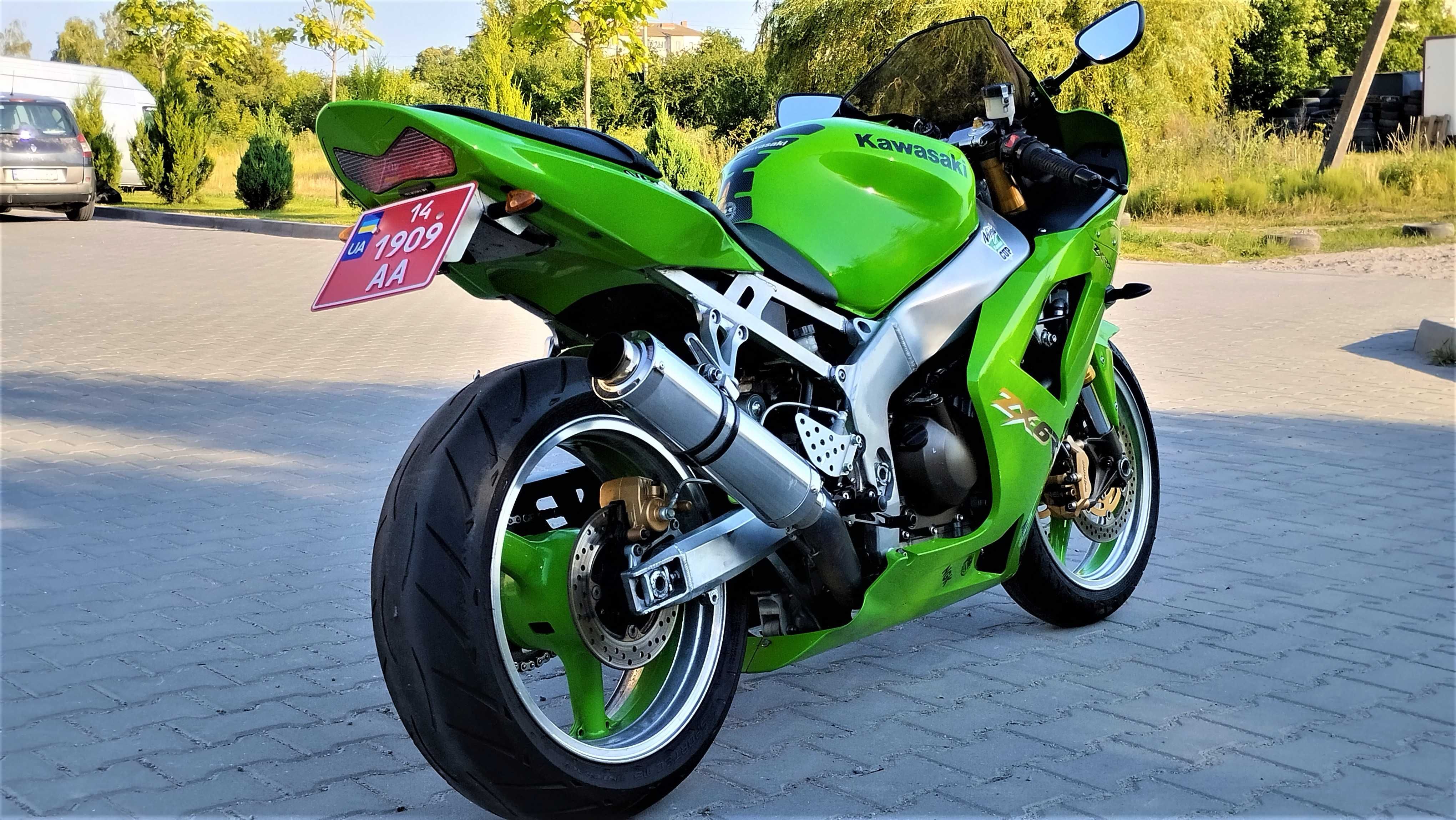 Kawasaki zx6 RR  2003 кавасакі 636