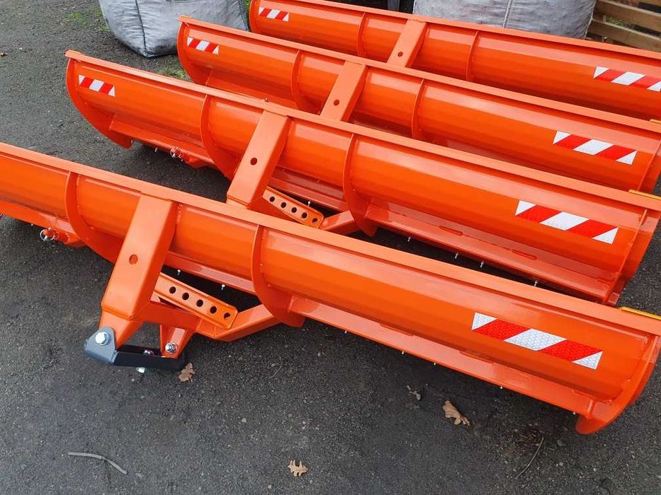 pług do śniegu do tura tuza na podnośnik