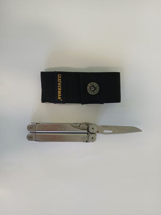 Leatherman WAVE multitool