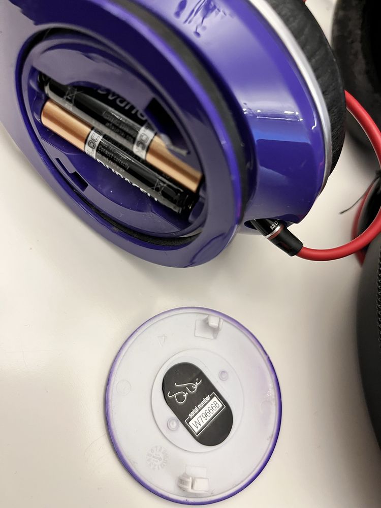Beats by dr Dre sluchawki z etui