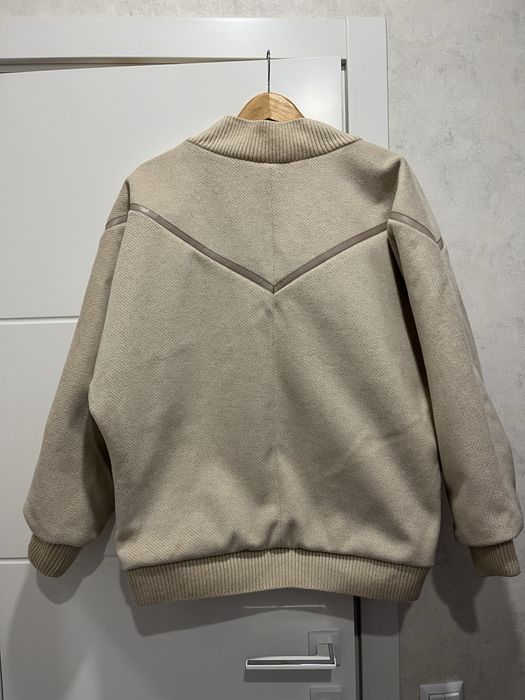 Бомбер  жіночій