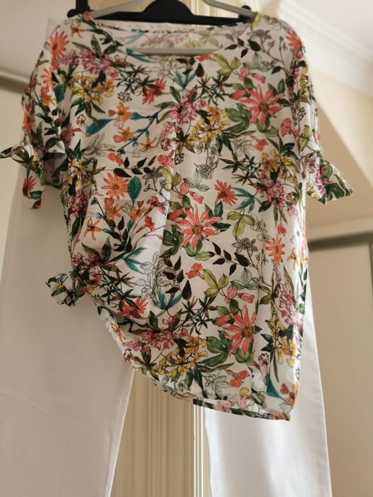 Reserved Bluzka Letnia Kwiaty Wiskoza Rozmiar 42 L Wiązane Rękawy Lekk