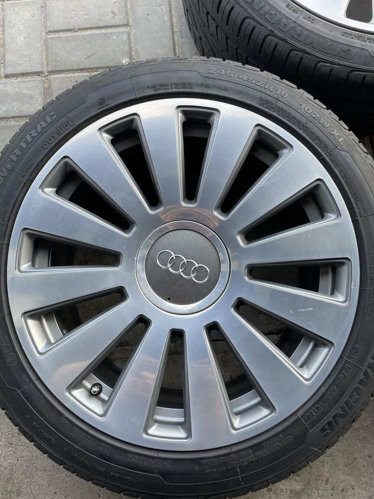 FELGI 5 SZT 5X112 R19 8.5" ET 45  AUDI A8 D3