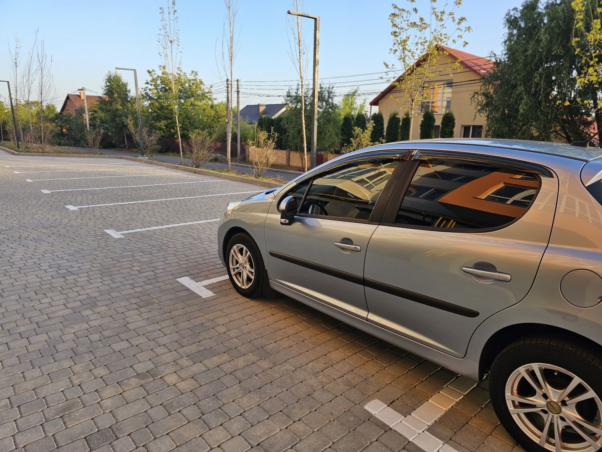 Peugeot 207 - відмінний стан