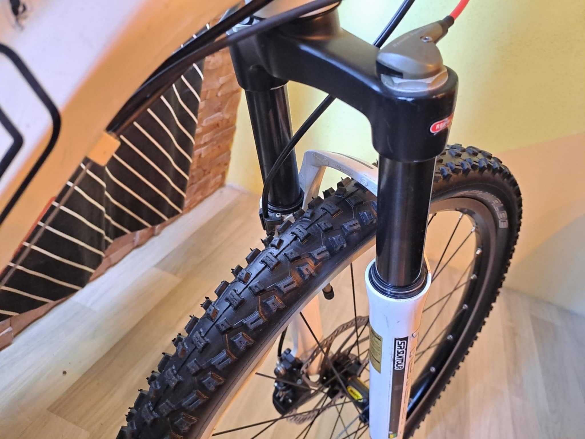 CARRARO KITE RACE full  M   XT  mavic 26"