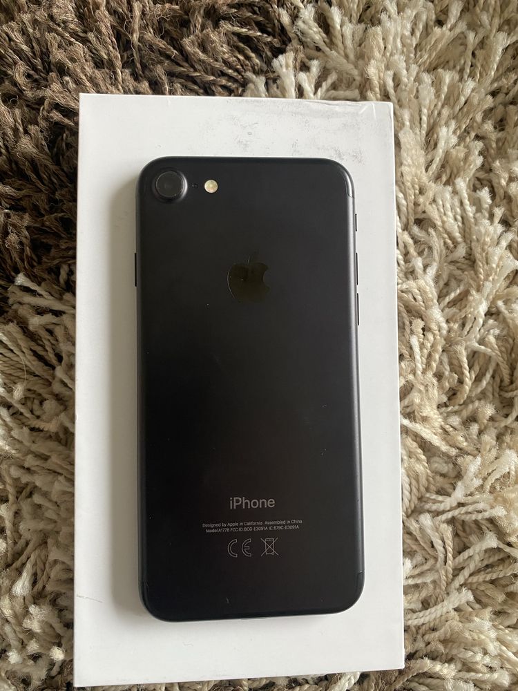 Продам iphone 7,7+,8+
