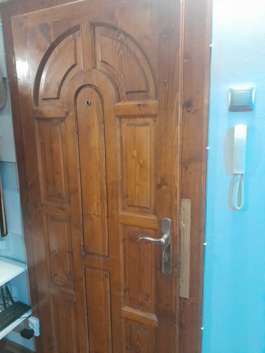 Вхідні двері (натуральне дерево