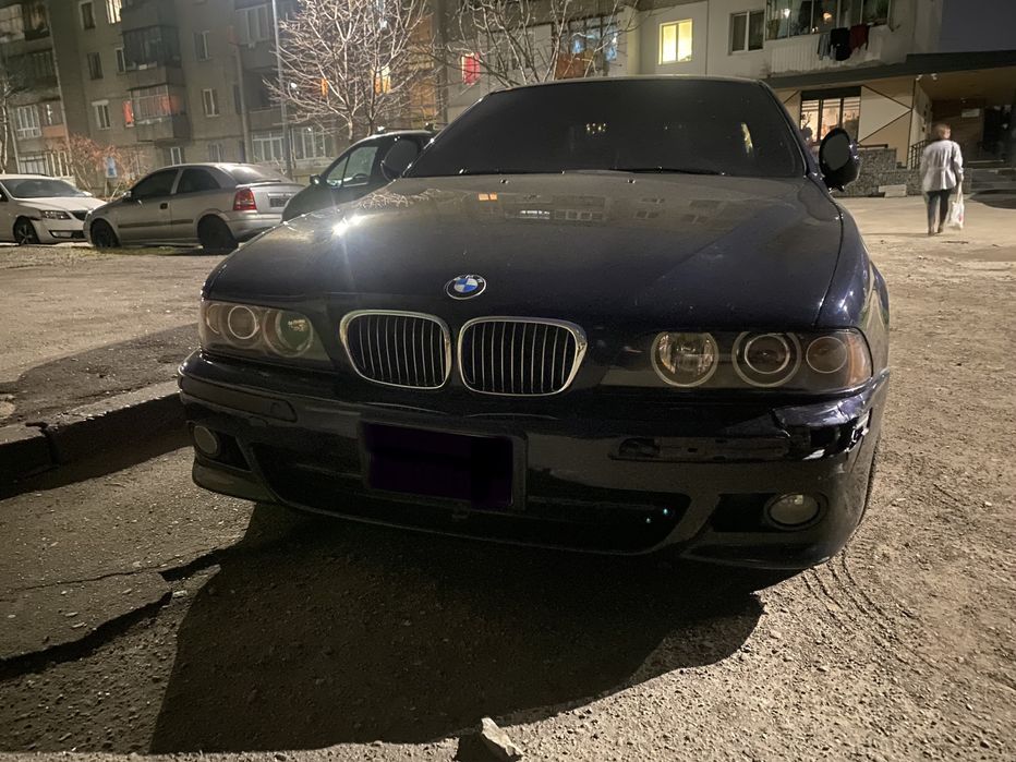 М бампер е39,під парктроніки