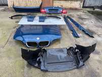 BMW e46 TOPASBLAU METALIC METALLI. SEDAN MASKA OSŁONA POD SILNIK NADLOLA PROGI BŁOTNIK PRZEDNI PRAWY LEWY PRZÓD PRZEDNI TYLNI TYŁ KLAPA SEDAN IDEALNY LAMPY TYLNIE KLAPA TYLNIA ZDERZAK TYLNI ZDERZAK PRZEDNI CHŁODNICE PAS PRZEDNI BENZYNA DRZWI PRZEDNIE TYLN